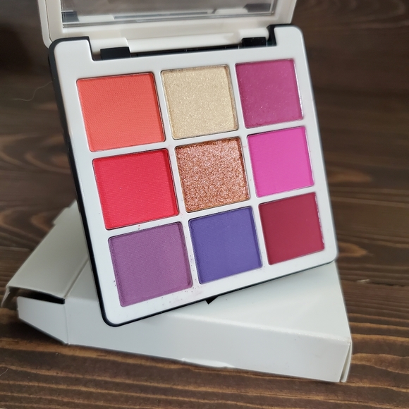 Norvina Mini Pro Pigment Palette - Volume 1 - Picture 4 of 5
